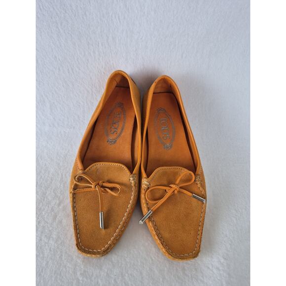 Tod’s Women’s Suede Driving Loafers Orange Size 5 Made in Italy Moccasins - Picture 1 of 11